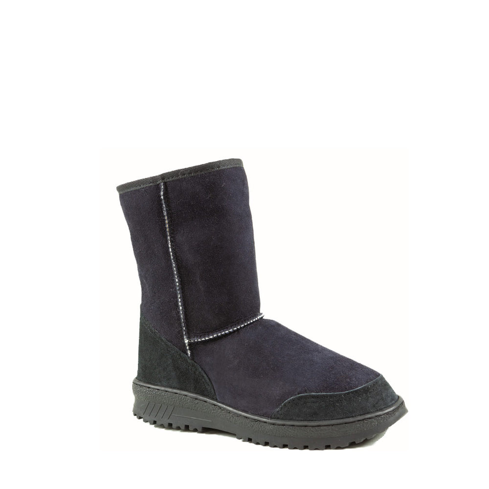
            
                Load image into Gallery viewer, WANDER MID BLACK MENS - PURE OZ AUSTRALIAN MADE SHEEPSKIN UGG BOOT
            
        